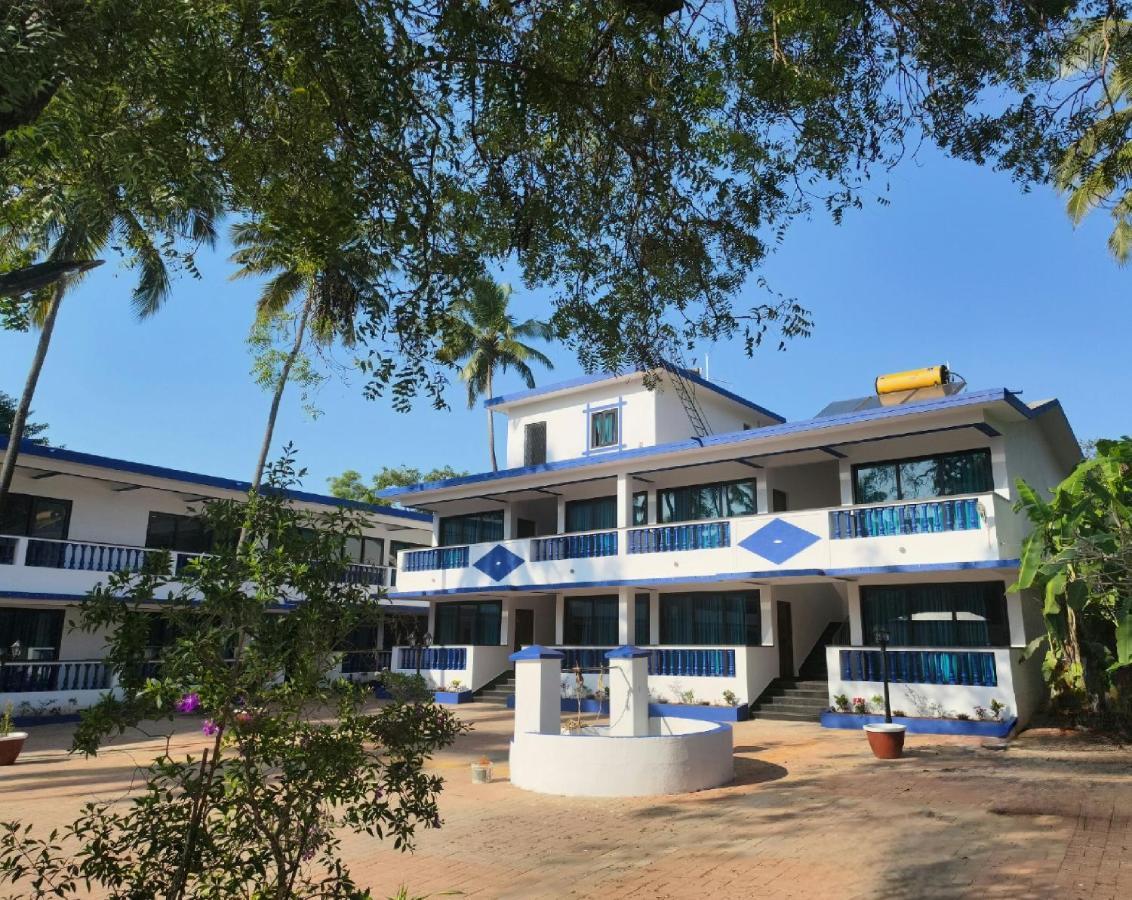 Anjuna Blue Resort Εξωτερικό φωτογραφία