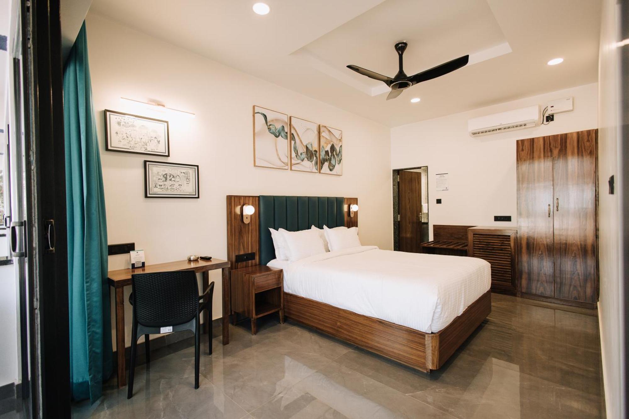 Anjuna Blue Resort Εξωτερικό φωτογραφία