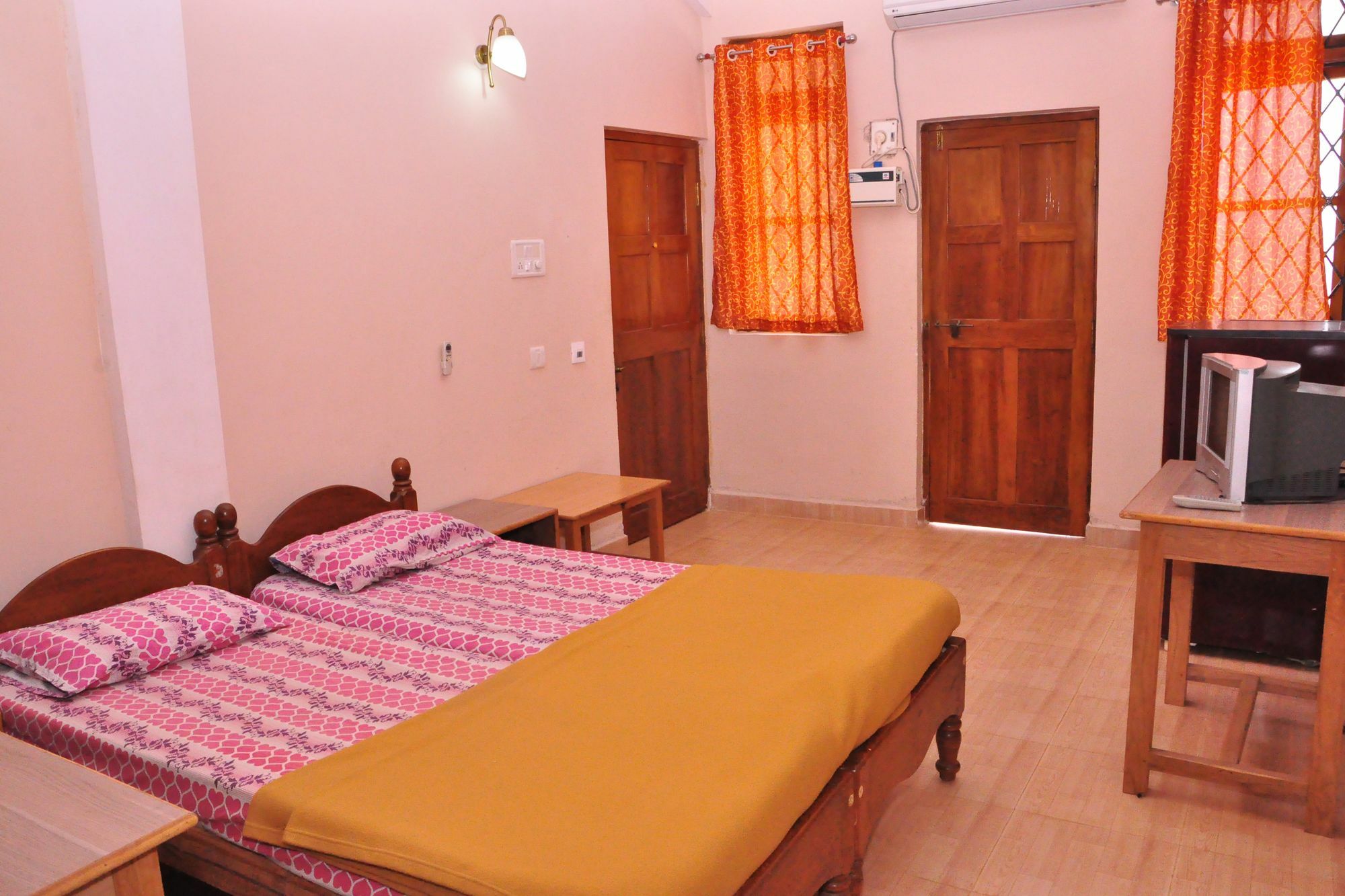 Anjuna Blue Resort Εξωτερικό φωτογραφία